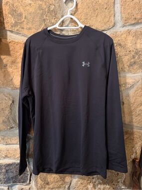Under Armour Men’s Long Sleeve Crew - Black